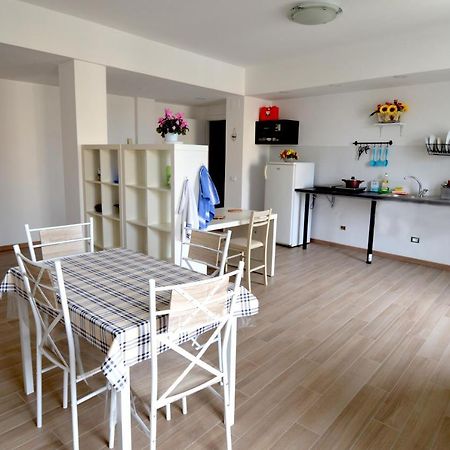 Roma Sister Hotel Luaran gambar